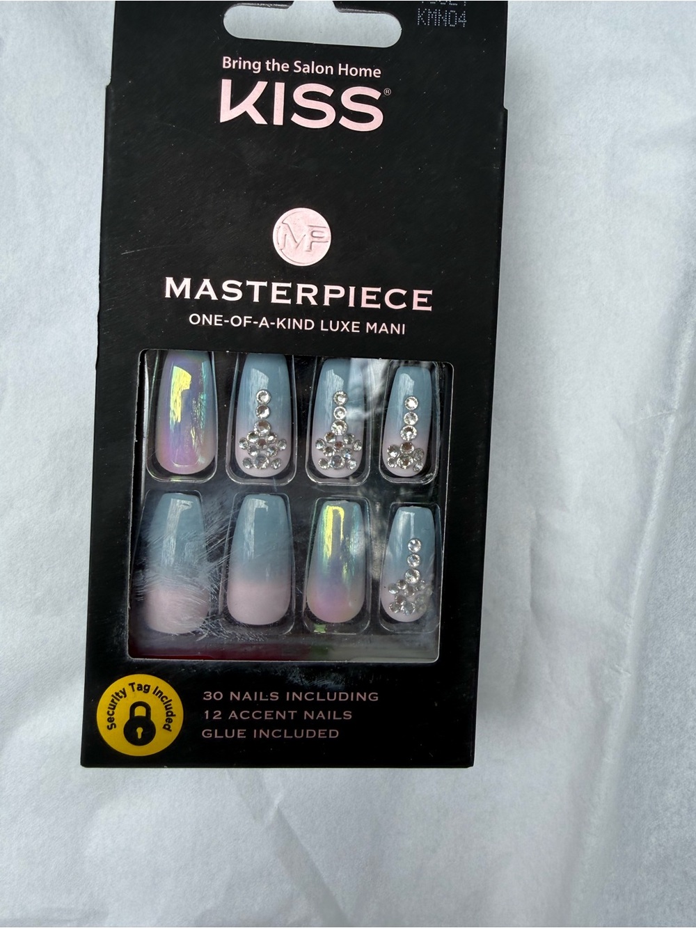 KISS Masterpiece Iridescent Blue and Pink Press-On Nails